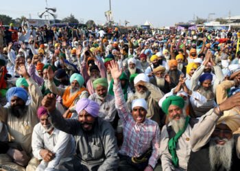 ਪੰਜਾਬ ਪੁਲੀਸ ਨੇ ਕਿਸਾਨ ਮਜ਼ਦੂਰ ਸੰਘਰਸ਼ ਕਮੇਟੀ ਦੇ ਸੂਬਾ ਪ੍ਰਧਾਨ ਸਣੇ ਦਰਜਨਾਂ ਆਗੂਆਂ ਨੂੰ ਹਿਰਾਸਤ ’ਚ ਲਿਆ