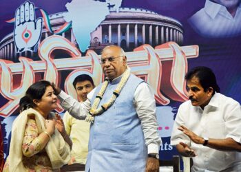 ਮਨੀਪੁਰ ਸੜ ਰਿਹੈ ਤੇ ਭਾਜਪਾ ਹੋਰ ਸੂਬਿਆਂ ’ਚ ਰੁੱਝੀ: ਖੜਗੇ