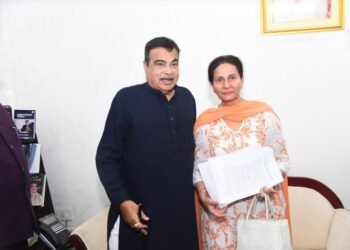 ਐਮ.ਪੀ. ਪਟਿਆਲਾ ਪ੍ਰਨੀਤ ਕੌਰ ਨੇ ਕੇਂਦਰੀ ਸੜਕ ਮੰਤਰੀ ਨਿਤਿਨ ਗਡਕਰੀ ਨਾਲ ਮੁਲਾਕਾਤ ਕੀਤੀ