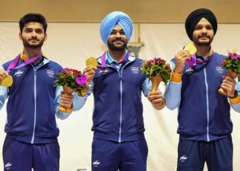 ਏਸ਼ਿਆਈ ਖੇਡਾਂ: ਭਾਰਤ ਦੀ ਪੁਰਸ਼ 10 ਮੀਟਰ ਏਅਰ ਪਿਸਟਲ ਟੀਮ ਨੇ ਸੋਨ ਤਗ਼ਮਾ ਜਿੱਤਿਆ