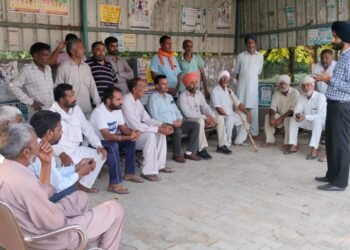 ਪਰਾਲੀ ਪ੍ਰਬੰਧਨ ਕਰਨ ਵਾਲੇ ਕਿਸਾਨਾਂ ਦੀ ਸਹਾਇਤਾ ਲਈ ਸਮੁੱਚਾ ਜ਼ਿਲ੍ਹਾ ਪ੍ਰਸ਼ਾਸਨ ਫ਼ੀਲਡ ‘ਚ