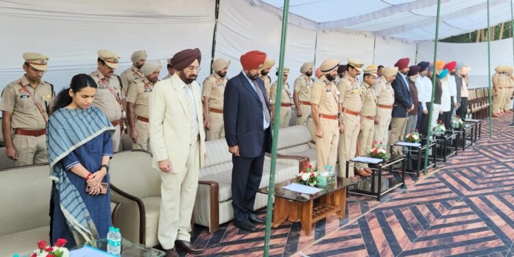 ਪੰਜਾਬ ਪੁਲਿਸ ਨਸ਼ਿਆਂ ਦੀ ਸਪਲਾਈ ਤੇ ਮੰਗ ਖ਼ਤਮ ਕਰਨ ਲਈ ਯਤਨਸ਼ੀਲ-ਏ.ਡੀ.ਜੀ.ਪੀ. ਛੀਨਾ