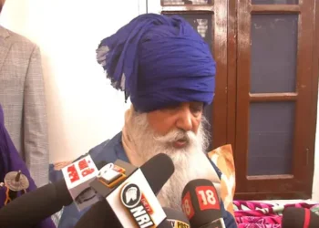ਫਾਇਰਿੰਗ ਤੋਂ ਬਾਅਦ ਨਿਹੰਗਾਂ ਨੇ ਛੱਡਿਆ ਗੁਰੂਘਰ ਤੋਂ ਕਬਜ਼ਾ, ਟਰੱਕ ‘ਚ ਲੱਦ ਰਹੇ ਸਾਮਾਨ…