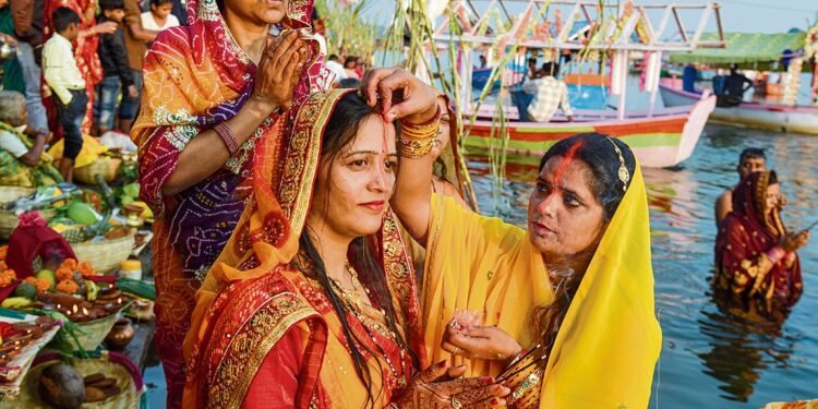 ਦੇਸ਼ ਭਰ ’ਚ ਸ਼ਰਧਾ ਤੇ ਉਤਸ਼ਾਹ ਨਾਲ ਮਨਾਇਆ ਛੱਠ ਪੂਜਾ ਦਾ ਤਿਉਹਾਰ