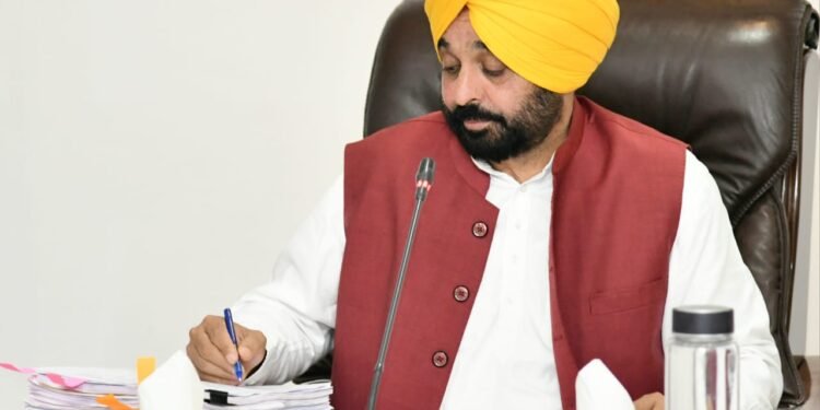 ਮੁੱਖ ਮੰਤਰੀ ਦੀ ਅਗਵਾਈ ਵਿੱਚ ਵਜ਼ਾਰਤ ਵੱਲੋਂ ਵਪਾਰੀਆਂ ਨੂੰ ਦੀਵਾਲੀ ਦਾ ਤੋਹਫਾ, ਜੀ.ਐਸ.ਟੀ. ਤੋਂ ਪਹਿਲਾਂ ਦੇ ਬਕਾਏ ਲਈ ਯਕਮੁਸ਼ਤ ਨਿਪਟਾਰਾ ਸਕੀਮ ਲਾਗੂ
