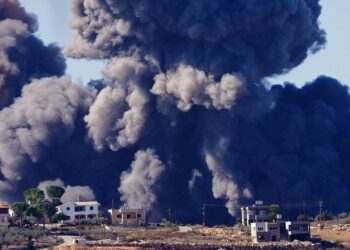 ਗਾਜ਼ਾ ’ਚ ਸਕੂਲ ਅਤੇ ਐਂਬੂਲੈਂਸ ’ਤੇ ਹਮਲੇ, 30 ਮੌਤਾਂ