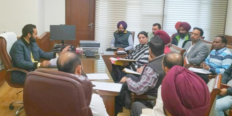 ਮੀਤ ਹੇਅਰ ਵੱਲੋਂ ਪੰਜਾਬ ਦੇ ਯੂਥ ਕਲੱਬਾਂ ਨੂੰ 1.50 ਕਰੋੜ ਰੁਪਏ ਦੀ ਰਾਸ਼ੀ 31 ਦਸੰਬਰ ਤੱਕ ਜਾਰੀ ਕਰਨ ਦੇ ਨਿਰਦੇਸ਼
