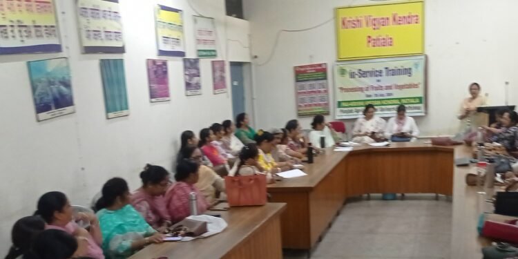 ਪੀ.ਏ.ਯੂ ਕ੍ਰਿਸ਼ੀ ਵਿਗਿਆਨ ਕੇਂਦਰ ਵੱਲੋਂ ਆਂਗਨਵਾੜੀ ਵਰਕਰਾਂ ਲਈ ਸਿਖਲਾਈ ਕੋਰਸ ਦਾ ਆਯੋਜਨ