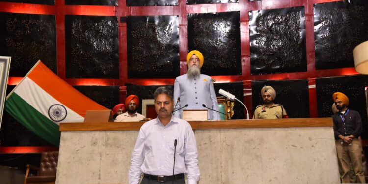 ਪੰਜਾਬ ਵਿਧਾਨ ਸਭਾ ਵੱਲੋਂ ਉੱਘੀਆਂ ਸ਼ਖਸੀਅਤਾਂ ਨੂੰ ਸ਼ਰਧਾਂਜਲੀ ਭੇਟ