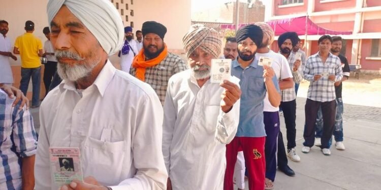 ਗ੍ਰਾਮ ਪੰਚਾਇਤ ਚੋਣਾਂ ਦੀ ਵੋਟਿੰਗ ਪਿੰਡ ਖੁਆਸਪੁਰਾ ਵਿੱਚ 12 ਵਜੇ ਤੋਂ ਬਾਅਦ ਸ਼ੁਰੂ ਹੋ ਗਈ ਹੈ