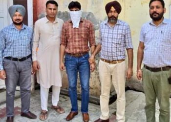 5,000 रुपये रिश्वत लेते हुए थाने का मुख्य मुंशी विजिलेंस ब्यूरो द्वारा रंगे हाथों काबू