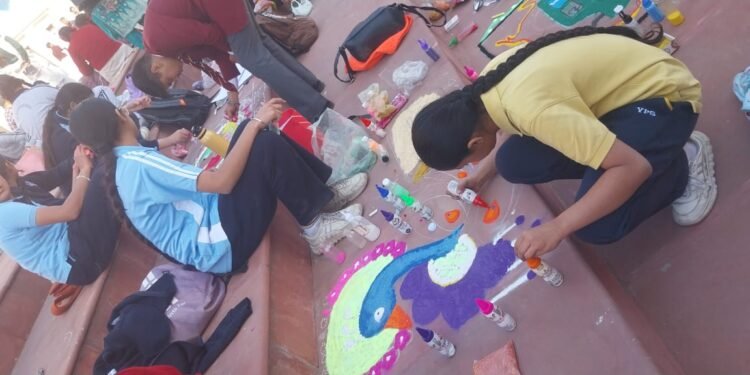 ਸਰਸ ਮੇਲੇ ’ਚ ਵਿਦਿਆਰਥੀਆਂ ਦੇ ਕਰਵਾਏ ਰੰਗੋਲੀ ਮੁਕਾਬਲੇ