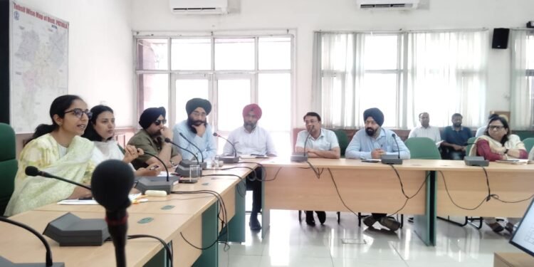 ਗੈਰ-ਕਾਨੂੰਨੀ ਪਾਣੀ ਦੇ ਕੁਨੈਕਸ਼ਨ ਤੁਰੰਤ ਕੱਟੇ ਜਾਣ –ਨਵਰੀਤ ਕੌਰ ਸੇਖੋਂ