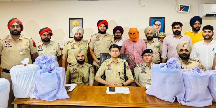 ਨਸ਼ਾ ਸਪਲਾਈ ਕਰਨ ਵਾਲਿਆਂ, ਡੀਲਰਾਂ ਅਤੇ ਖ਼ਰੀਦਦਾਰਾਂ ਦੇ ਪੂਰੇ ਨੈੱਟਵਰਕ ਦਾ ਪਤਾ ਲਗਾਇਆ ਜਾਵੇਗਾ: ਐਸ.ਐਸ.ਪੀ. ਅਭਿਮਨਿਊ ਰਾਣਾ