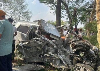 ਪਟਿਆਲਾ ਦੇ ਸਮਾਣਾ ਰੋਡ ‘ਤੇ ਹੋਏ ਇੱਕ ਹਾਦਸੇ ਵਿੱਚ ਪੰਜ ਸਕੂਲੀ ਵਿਦਿਆਰਥੀਆਂ ਦੀ ਮੌਤ ਹੋ ਗਈ।