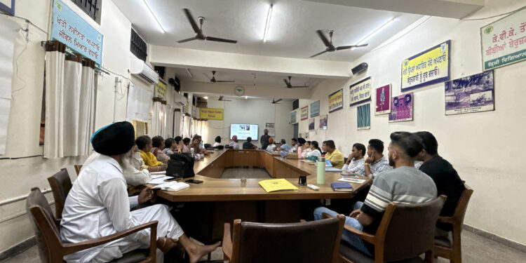 ਕ੍ਰਿਸ਼ੀ ਵਿਗਿਆਨ ਕੇਂਦਰ ਵਿਖੇ “ਡੇਅਰੀ ਪਾਲਣ” ਕਿੱਤਾਮੁਖੀ ਸਿਖਲਾਈ ਪ੍ਰੋਗਰਾਮ ਹੋਇਆ ਸਮਾਪਤ