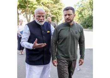 ਜ਼ੇਲੇਨਸਕੀ ਦੀਆਂ ਟਿੱਪਣੀਆਂ ਅੰਤਰਰਾਸ਼ਟਰੀ ਗੱਠਜੋੜਾਂ ਨੂੰ ਮਜ਼ਬੂਤ ​​ਕਰਨ ਲਈ ਯੂਕਰੇਨ ਦੇ ਯਤਨਾਂ ਨੂੰ ਦਰਸਾਉਂਦੀਆਂ ਹਨ।