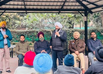 ਰਿਸ਼ੀ ਅਪਾਰਟਮੈਂਟ, ਸੈਕਟਰ 70 ਮੋਹਾਲੀ ਵਿੱਚ ਓਪਨ ਜਿੰਮ ਦੇ ਕੰਮ ਦੀ ਸ਼ੁਰੂਆਤ ਮੋਹਾਲੀ ਦੇ ਵਿਧਾਇਕ ਸ੍ਰੀ ਕੁਲਵੰਤ ਸਿੰਘ ਵੱਲੋਂ ਕਰਵਾਈ ਗਈ